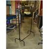 Image 1 : RETAIL CLOTHING RACK