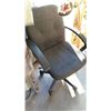 Image 2 : BLACK ROLLING OFFICE CHAIR