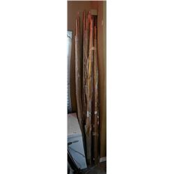 LOT OF NEW PICTURE FRAME MOULDING