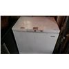 Image 1 : WOODS CHEST FREEZER