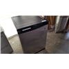 Image 1 : DANBY SILHOUETTE BAR FRDIGE