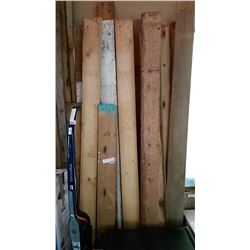 LOT OF VARIOUS SIZE LUMBER