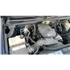 Image 21 : 2002 GMC SIERRA 2500HD PICKUP TRUCK, GAS, 4X4, AUTOMATIC, 335289KM, WITH KEY AND REGISTRATION