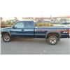 Image 8 : 2002 GMC SIERRA 2500HD PICKUP TRUCK, GAS, 4X4, AUTOMATIC, 335289KM, WITH KEY AND REGISTRATION