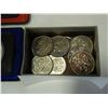 Image 3 : 2 CASED COINS AND HALF DOLLARS