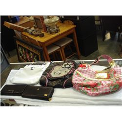 LOT OF 3 PURSES AND 2 WALLETS - GUESS, BETSY, JOHNSON, HELLO KITTY