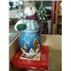 Image 1 : CHRISTMAS TRAY SET AND METAL SNOWMAN