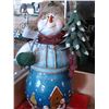 Image 2 : CHRISTMAS TRAY SET AND METAL SNOWMAN