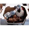Image 1 : BOX OF DECORATIVE WOOD DECOR AND PORCELAIN POODLE