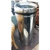 Image 1 : MOTION SENSE AUTOMATIC GARBAGE CAN