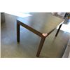 Image 2 : MODERN RECTANGULAR DINING TABLE