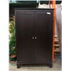 Image 1 : MODERN ESPRESSO WARDROBE