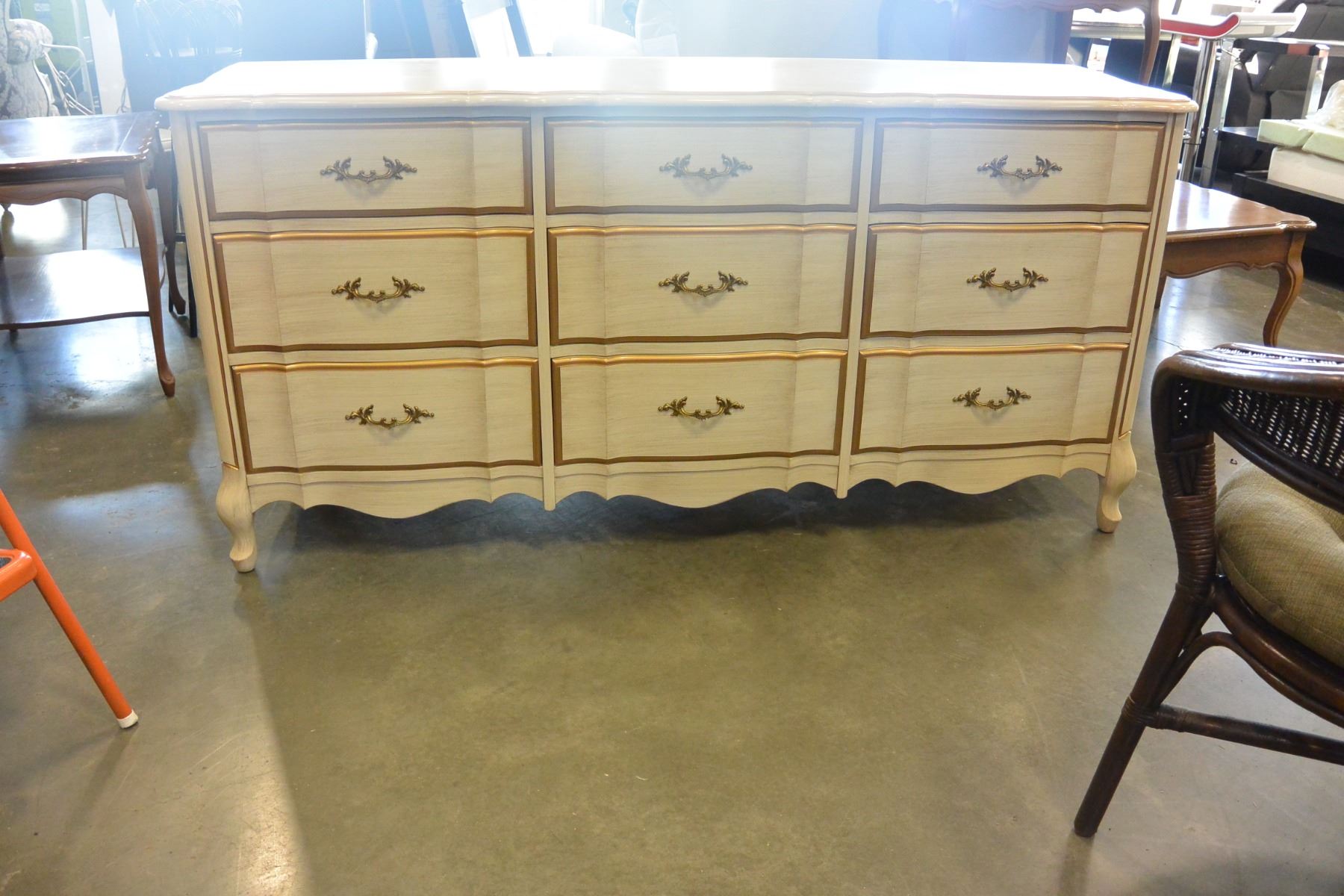 French Provincial 9 Drawer Dresser With Mirror Malcolm Furniture