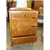 Image 2 : VINTAGE 5 DRAWER DRESSER ON CASTORS