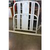 Image 1 : WHITE SINGLE BED FRAME