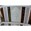 Image 2 : WHITE SINGLE BED FRAME