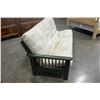 Image 2 : PINE FUTON