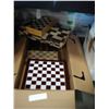 Image 2 : CHECKERS CHESS AND BACKGAMMON GAMES