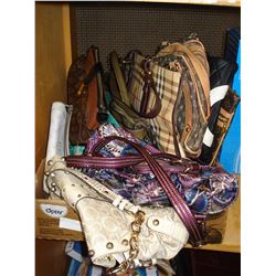 LOT OF DESIGNER PURSES