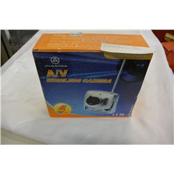 NEW IN BOX WIRELESS CAMERA