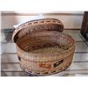 Image 2 : HAND MADE FIRST NATIONS BASKET
