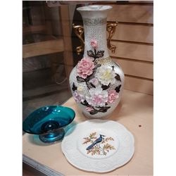 FLOWER VASE, GLASS DISH, AND PLATE