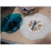 Image 3 : FLOWER VASE, GLASS DISH, AND PLATE