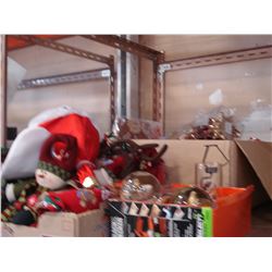 LOT OF CHRISTMAS DECOR