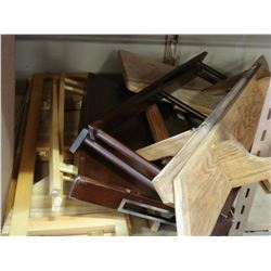 LOT OF FOLDING TRAYS AND SHELFS