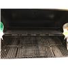 Image 3 : Brinkman BBQ 6 burners, 1 side burner, 65" x 22" x 47", comes with one full propane tank & 3 paper t