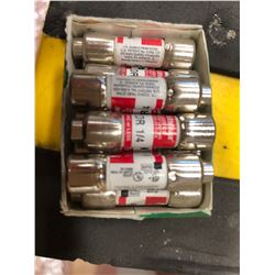 Assorted 600 Volt fuses