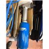 Image 2 : Avdel 734 Air riveting tool, qty 2 Erem1500 BSF air snips