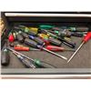 Image 10 : 2 piece Mastercraft Maximum tool box, includes assorted tools in drawers