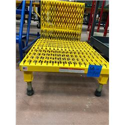 Adjustable platform 24"  x 19 1/2"  adjustable height  Mod AHW-L-1924, Adjustable platform 24  x 19