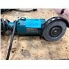 Image 2 : Makita 120v angle grinder