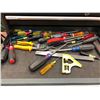 Image 11 : 2 piece Mastercraft Maximum tool box, includes assorted tools in drawers
