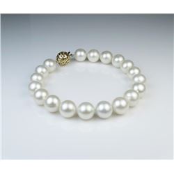 18CAI-37 SOUTH SEA PEARL BRACELET