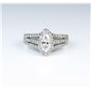 Image 1 : 18CAI-34 MQ CENTER DIAMOND RING