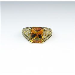 18CAI-68 CITRINE  DIAMOND RING