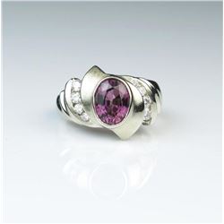 18CAI-72 PURPLE GARNET  DIAMOND RING