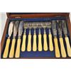 Image 2 : 18RPS-2 CARVED FISH KNIVES  FORKS