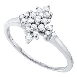 0.25 CTW Prong-set Diamond Oval Cluster Ring 10KT White Gold - REF-16H4M