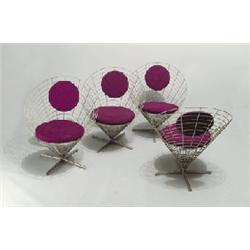 PLUS LINJE, Kopenhagen - Verner Panton - Vier Wire Cone Chair, - gebogener Stahldraht, verchro...