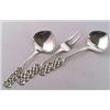 Image 1 : DAVID ANDERSEN - 3 Vorlegeteile, - Silber. 1 Fleischgabel, 2 Vorlegelöffel mit breiten spitz zu...