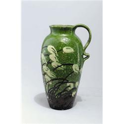 TONWERKE KANDERN, Kandern - Max Laeuger - Henkelvase, - Keramik. Roter Scherben mit grüner cra...