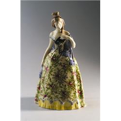 WIENER KUNSTKERAMISCHE WERKSTÄTTEN, Wien - wohl J. Meier-Michel - Figur Dame mit Maske, - Kera...