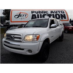 H1 --  2005 Toyota Tundra , White , 326 889  KM's