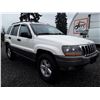 Image 2 : J5 --  2000 Jeep GrandCherokee Laredo , White , 190357  KM's
