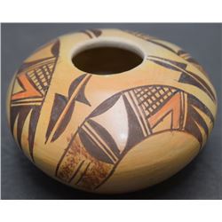 HOPI INDIAN POTTERY JAR (NAMPEYO)