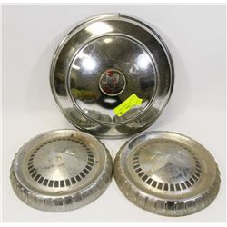 LOT OF 3 VINTAGE HUB CAPS, 2 PONTIAC